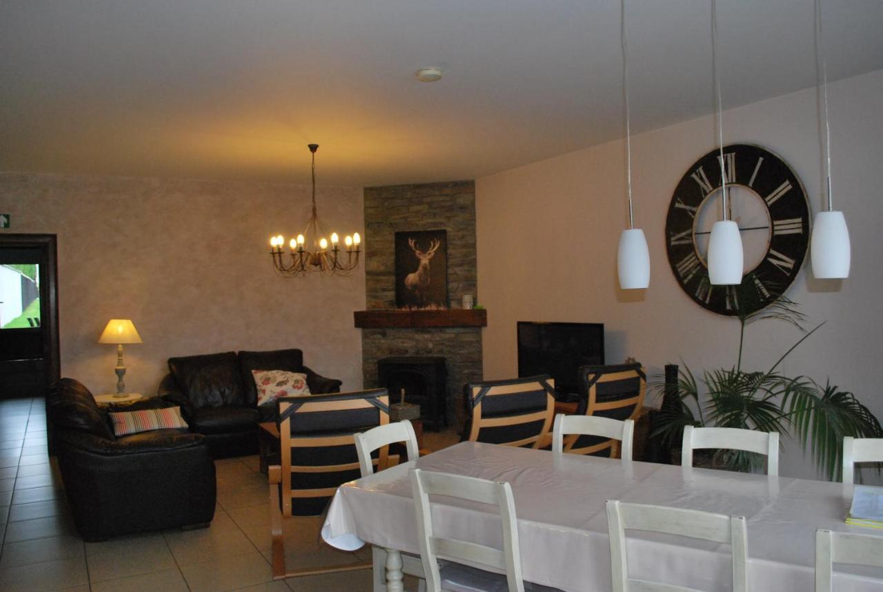Petite Reine Villa Bertrix Eksteriør billede